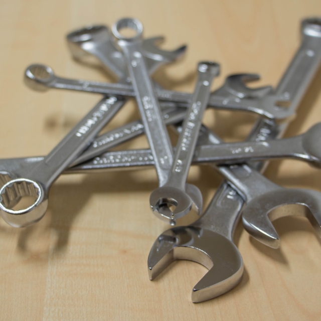 wrench-gaa5223239_1920